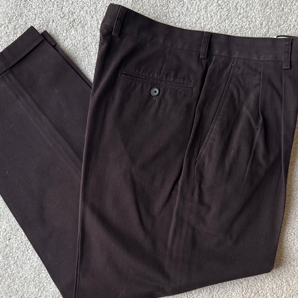 Bundle of 3 Pairs of Claiborne Pleated Cuffed Men's Classic Fit Pants - Picture 3 of 16